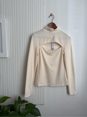 Sanctuary Cream Knit Mock Neck Long Sleeve Cutout Top